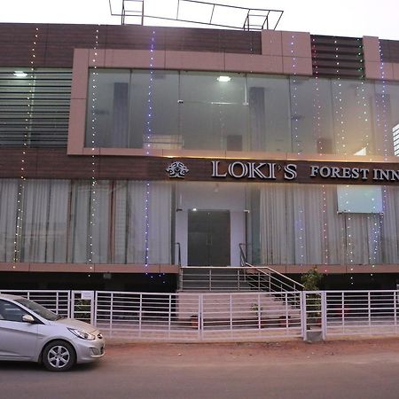 Lokis Forest Inn Хидерабад Екстериор снимка
